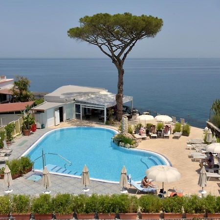 Hotel L'Approdo 카사밋쵸라테르메 외부 사진