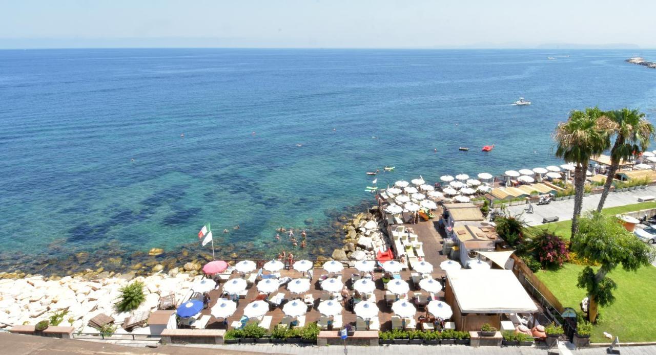 Hotel L'Approdo 카사밋쵸라테르메 외부 사진