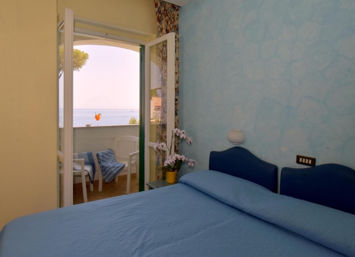Hotel L'Approdo 카사밋쵸라테르메 외부 사진