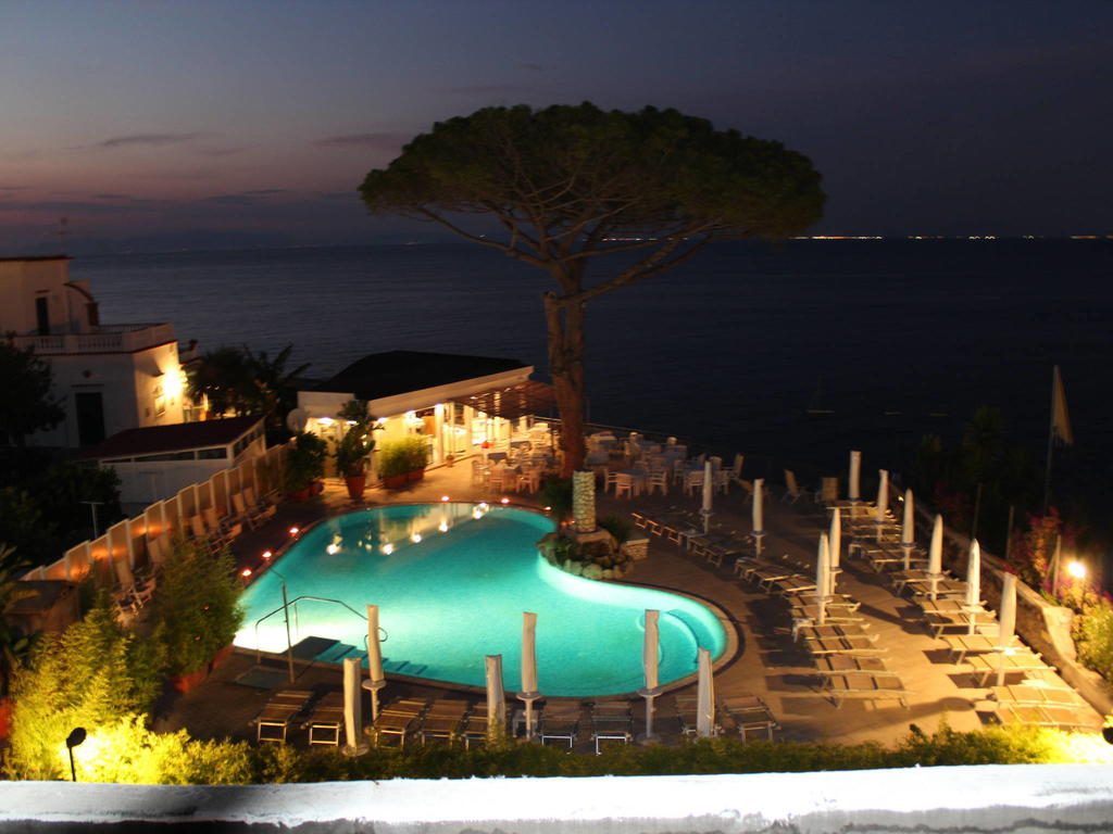 Hotel L'Approdo 카사밋쵸라테르메 외부 사진